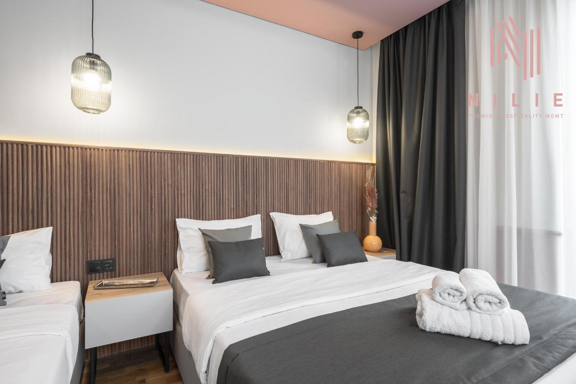 Aparthotel Esther Suites, Nilie Hospitality Mgmt