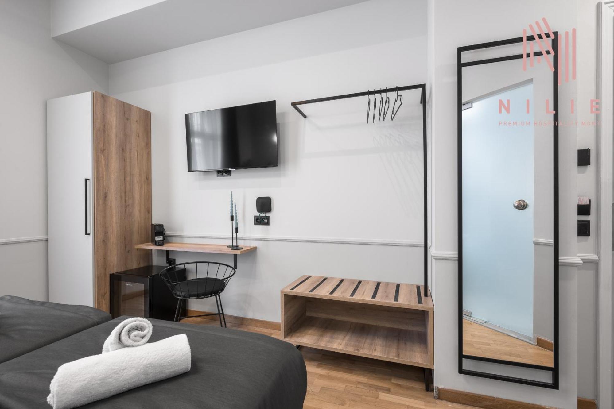 Aparthotel Esther Suites, Nilie Hospitality Mgmt